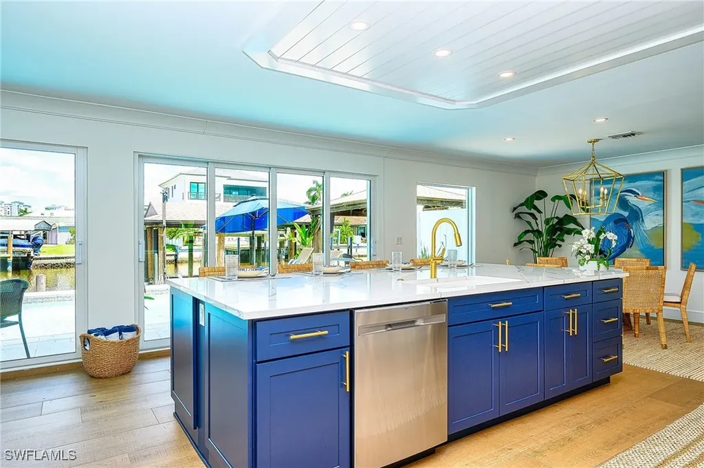 343 Conners Avenue Naples FL 34108