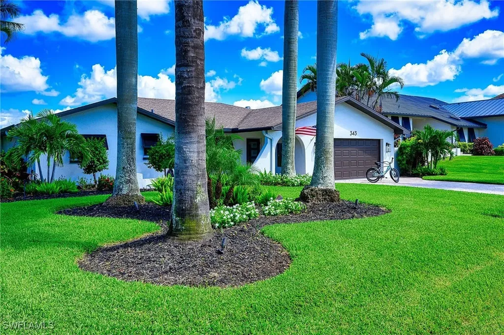 343 Conners Avenue Naples FL 34108