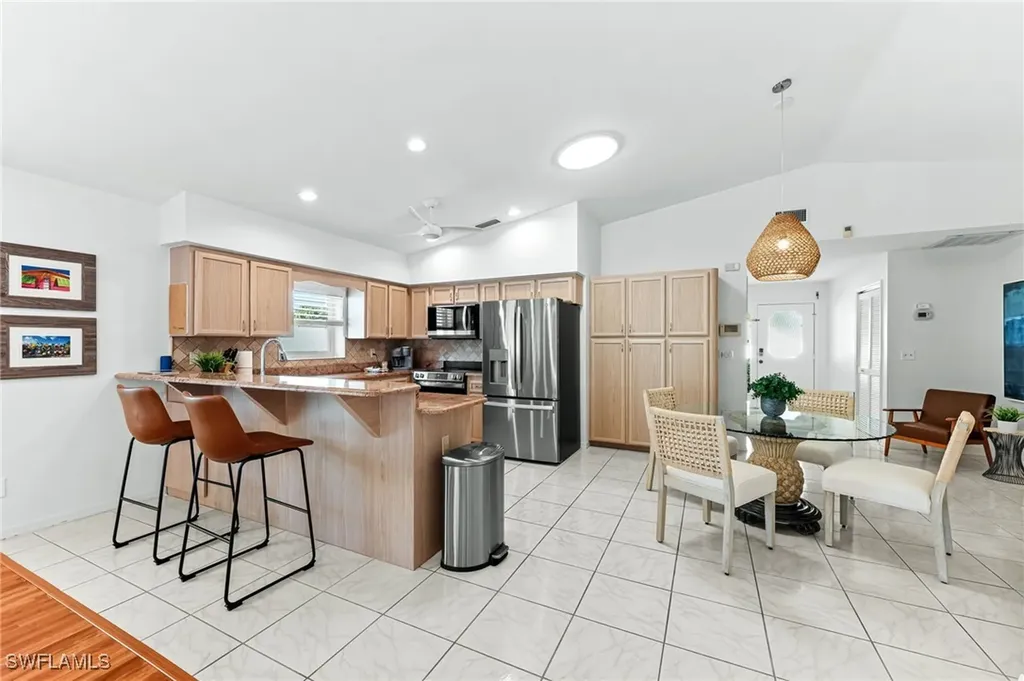 690 100th Avenue N Naples FL 34108