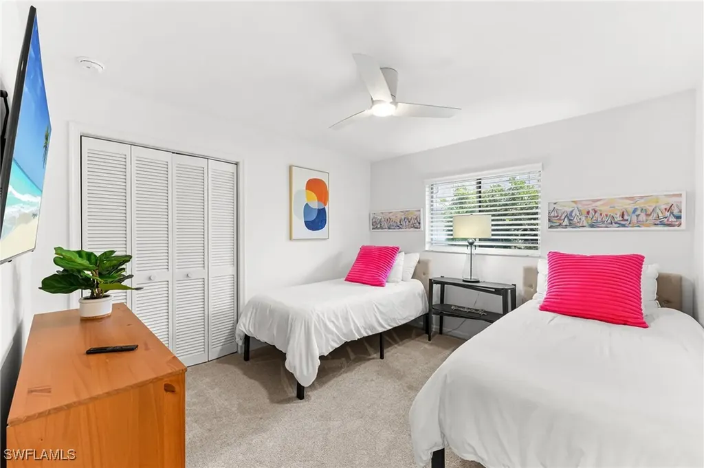690 100th Avenue N Naples FL 34108