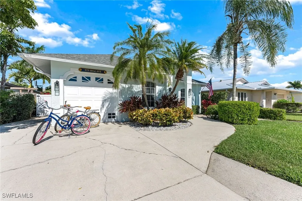 575 101st Avenue N Naples FL 34108