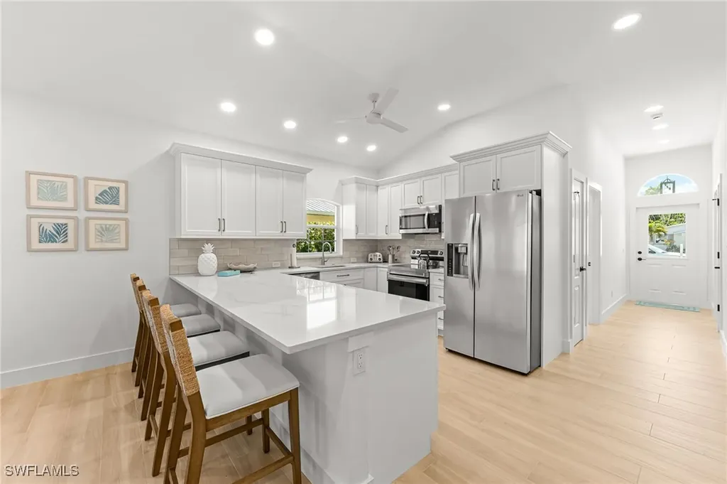 575 101st Avenue N Naples FL 34108