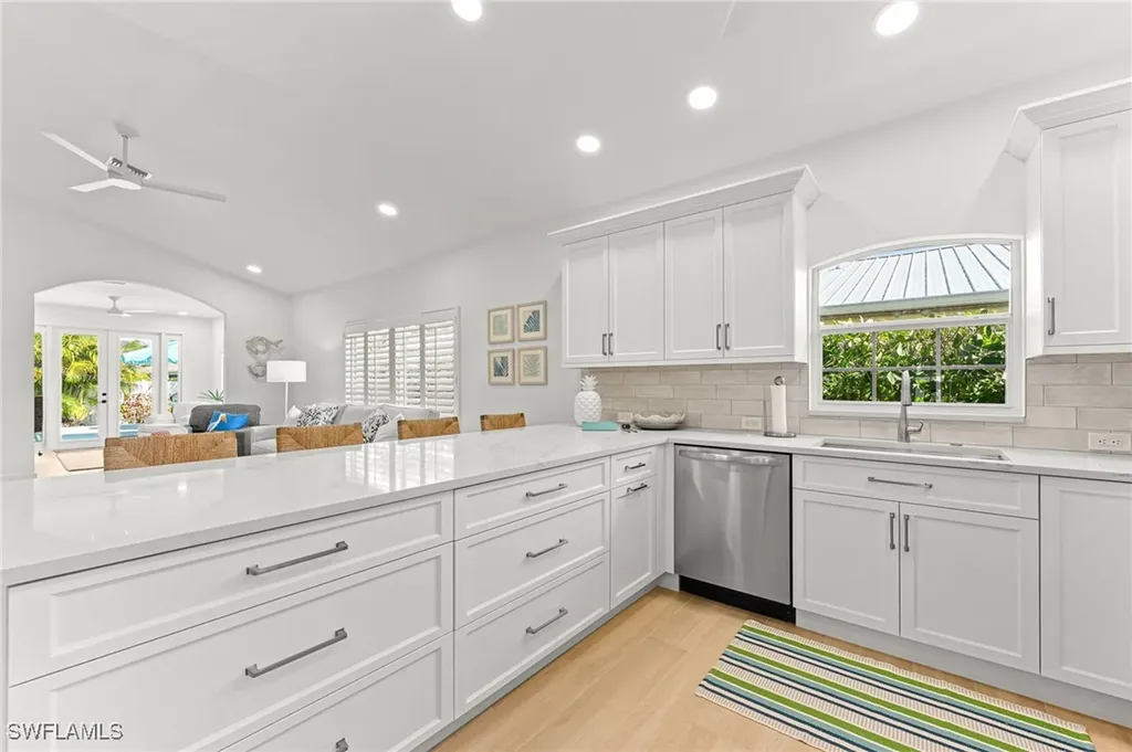 575 101st Avenue N Naples FL 34108
