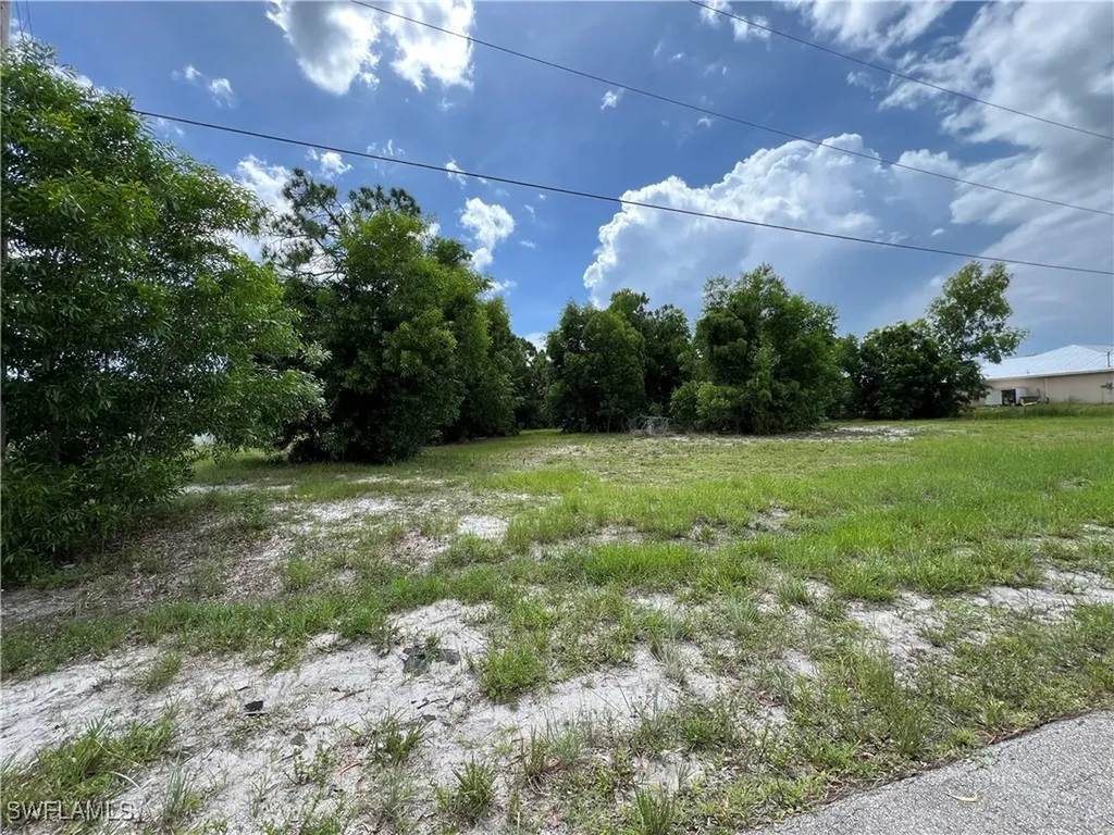 4706 NW 38th Avenue Cape Coral FL 33993