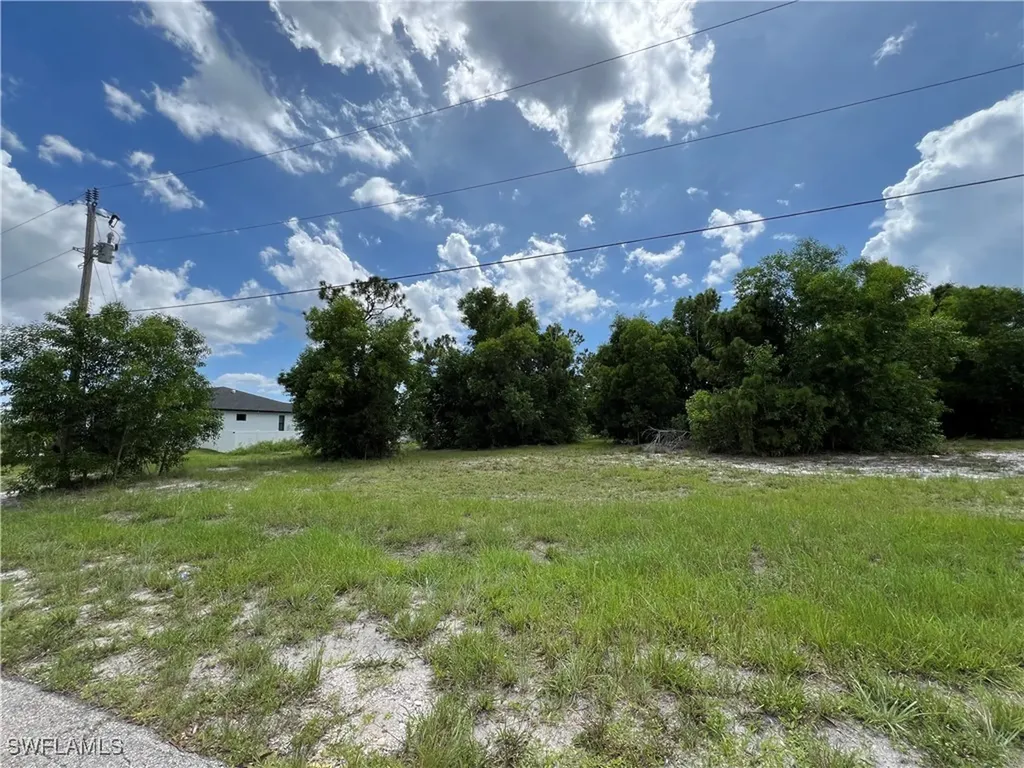 4706 NW 38th Avenue Cape Coral FL 33993