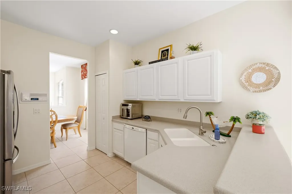 2180 Arielle Drive Naples FL 34109