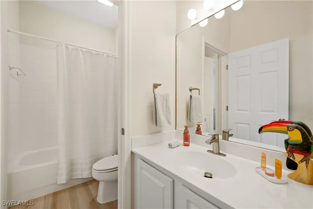 2180 Arielle Drive Naples FL 34109