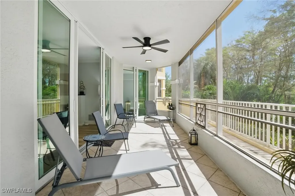 2728 Tiburon Boulevard E Naples FL 34109