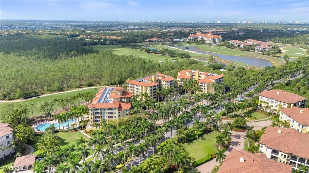 2728 Tiburon Boulevard E Naples FL 34109