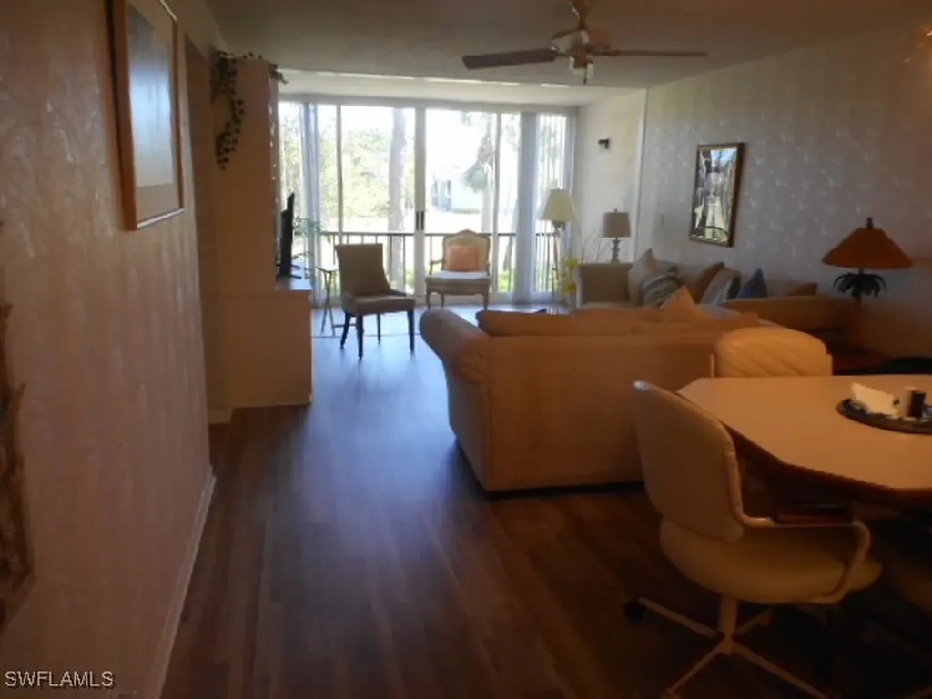 1086 Forest Lakes Drive Naples FL 34105