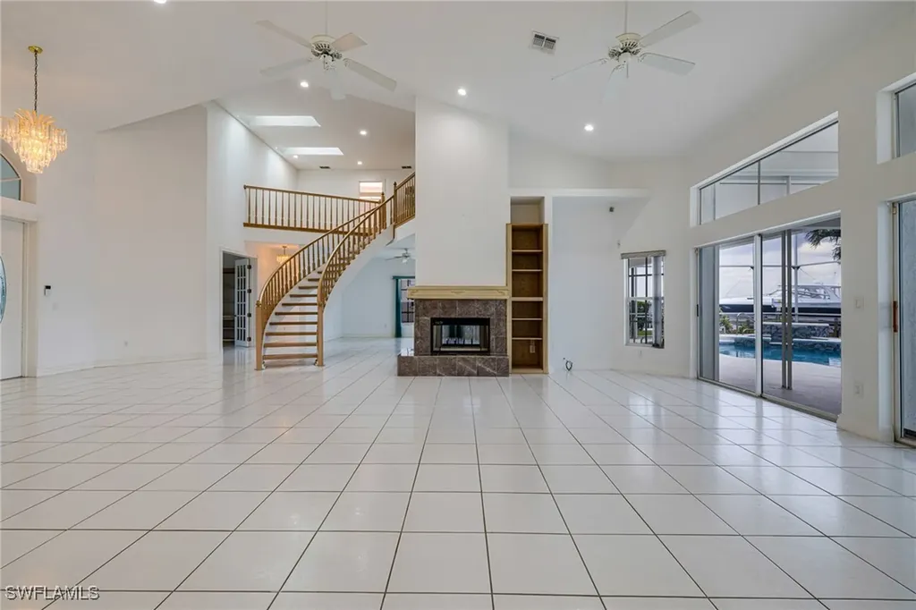 2428 SE 28th Street Cape Coral FL 33904