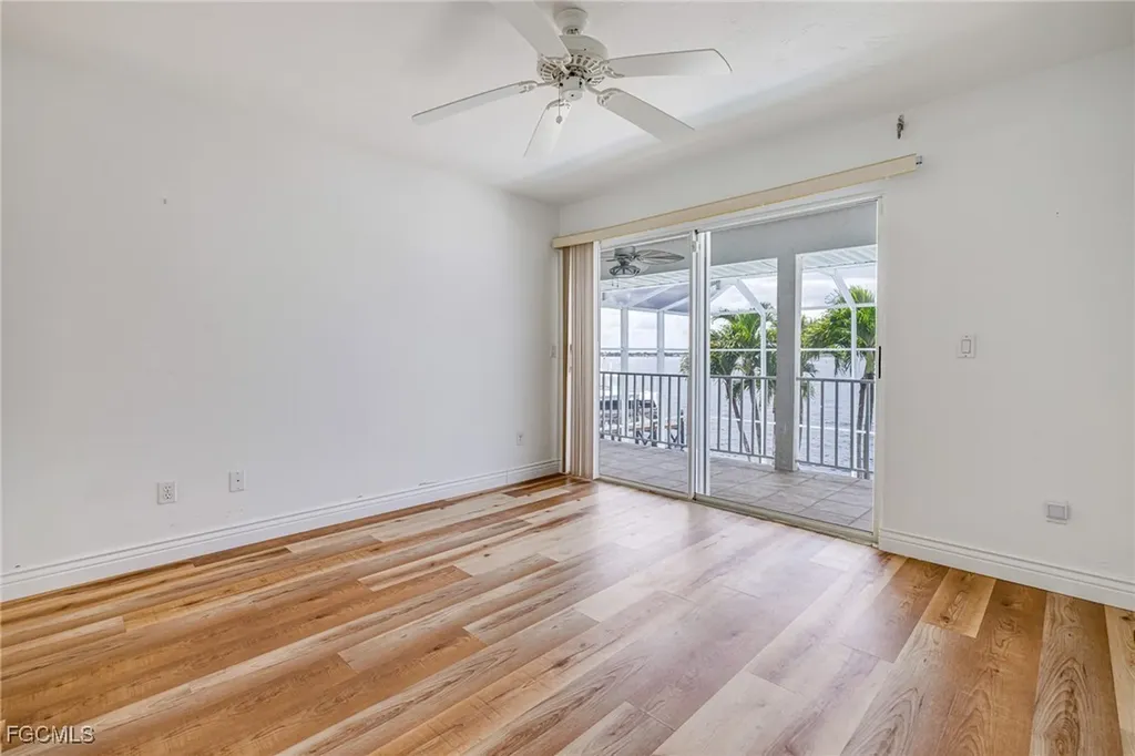 2428 SE 28th Street Cape Coral FL 33904