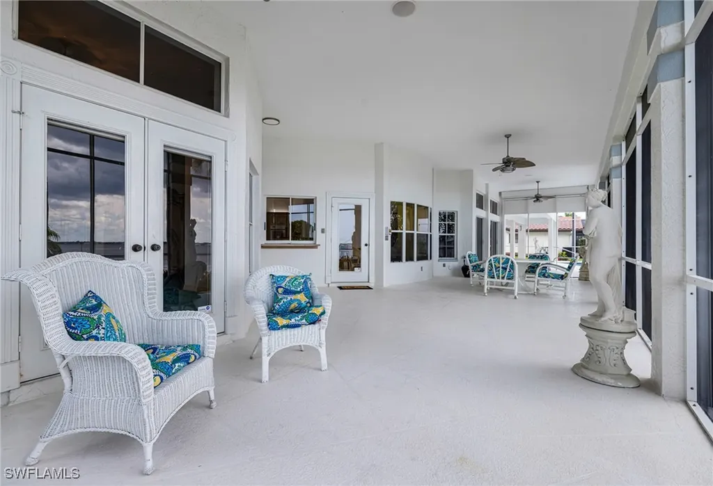 2428 SE 28th Street Cape Coral FL 33904