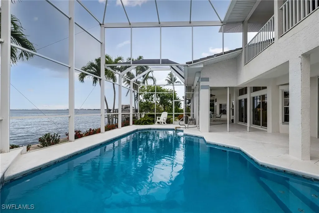 2428 SE 28th Street Cape Coral FL 33904