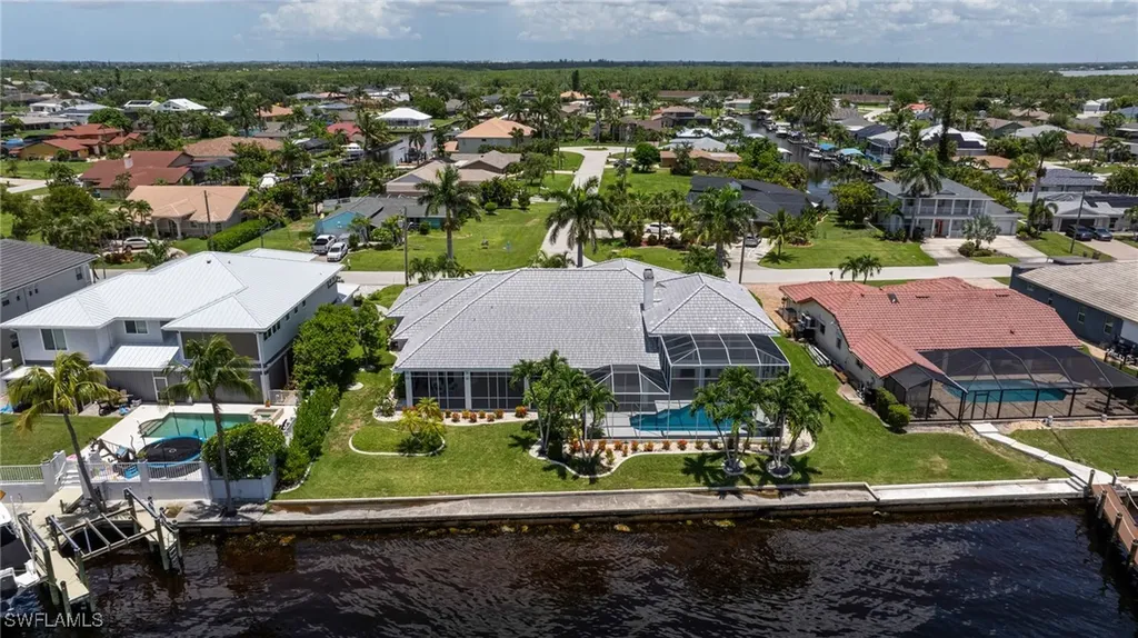 2428 SE 28th Street Cape Coral FL 33904
