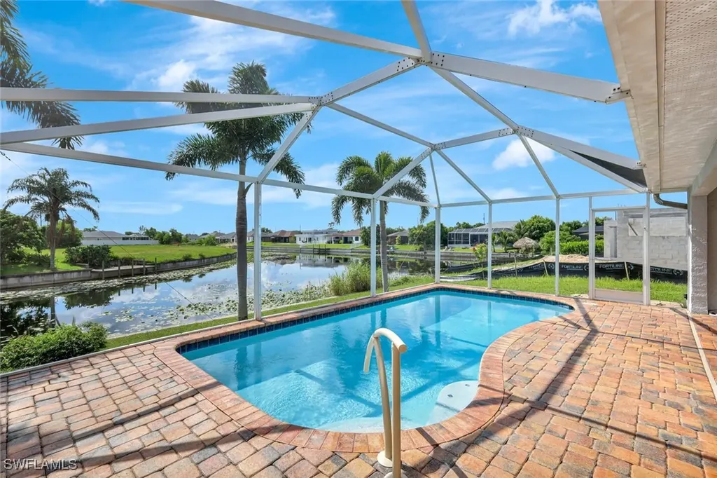 2301 SW 15th Place Cape Coral FL 33991