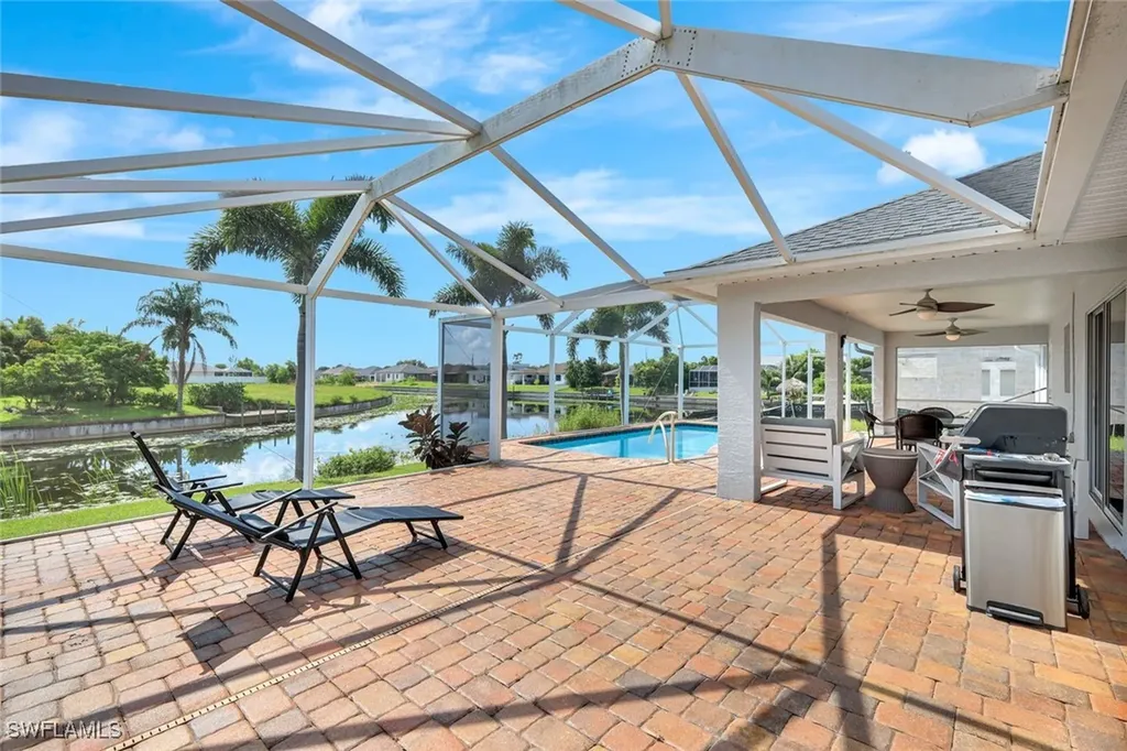 2301 SW 15th Place Cape Coral FL 33991