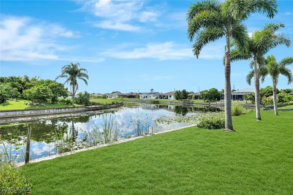 2301 SW 15th Place Cape Coral FL 33991