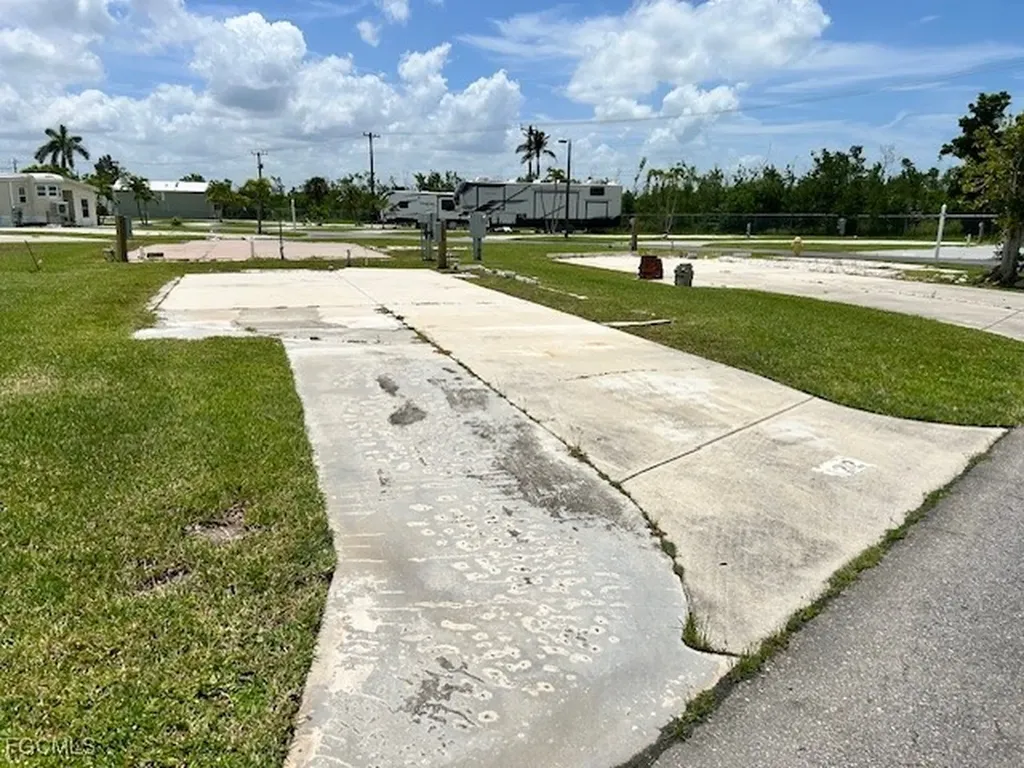 19681 Summerlin Road G-122 Fort Myers FL 33908