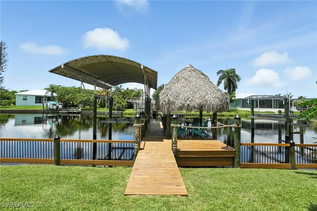 2131 Saint Croix Avenue Fort Myers FL 33905