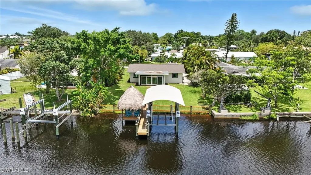 2131 Saint Croix Avenue Fort Myers FL 33905