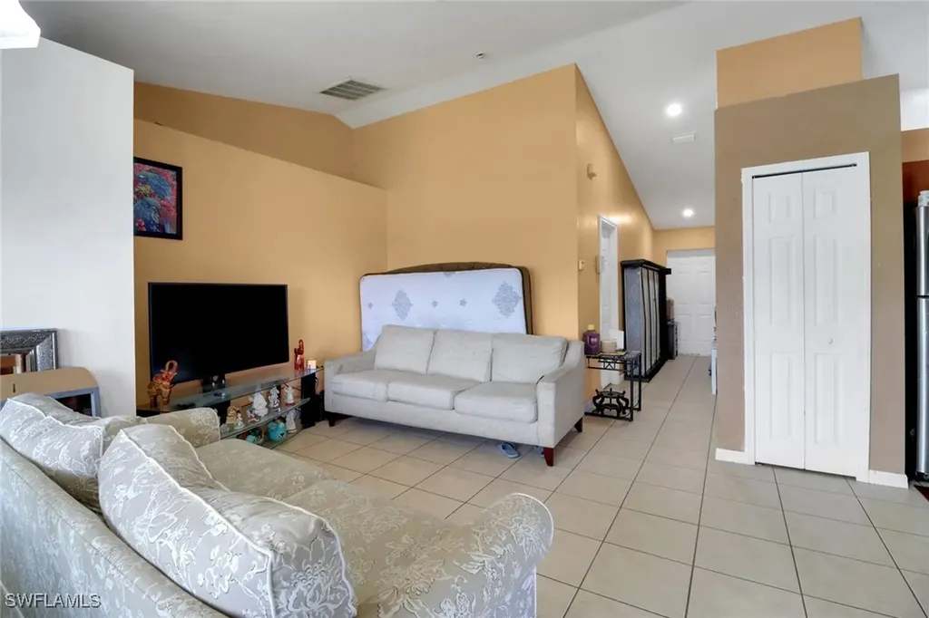 4110 24th Street SW Lehigh Acres FL 33976