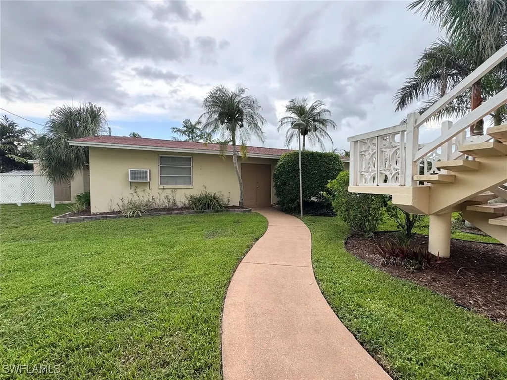 13150 Kings Point Drive Fort Myers FL 33919