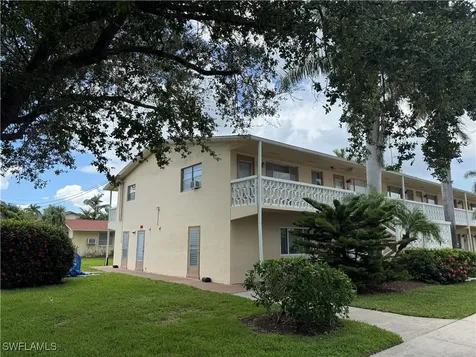 13150 Kings Point Drive Fort Myers FL 33919
