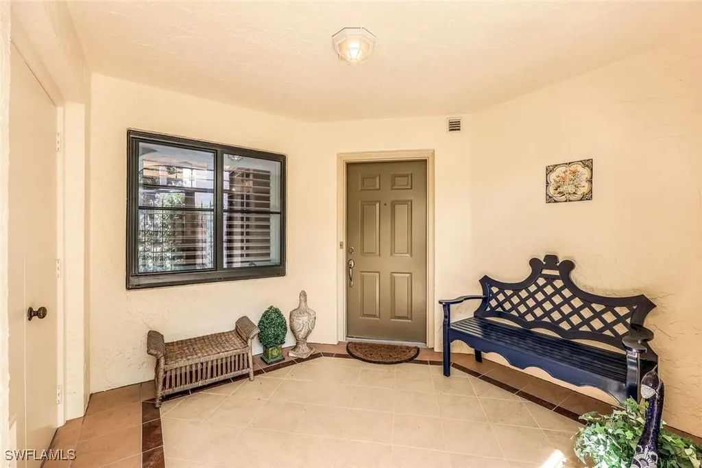 6515 Valen Way Naples FL 34108