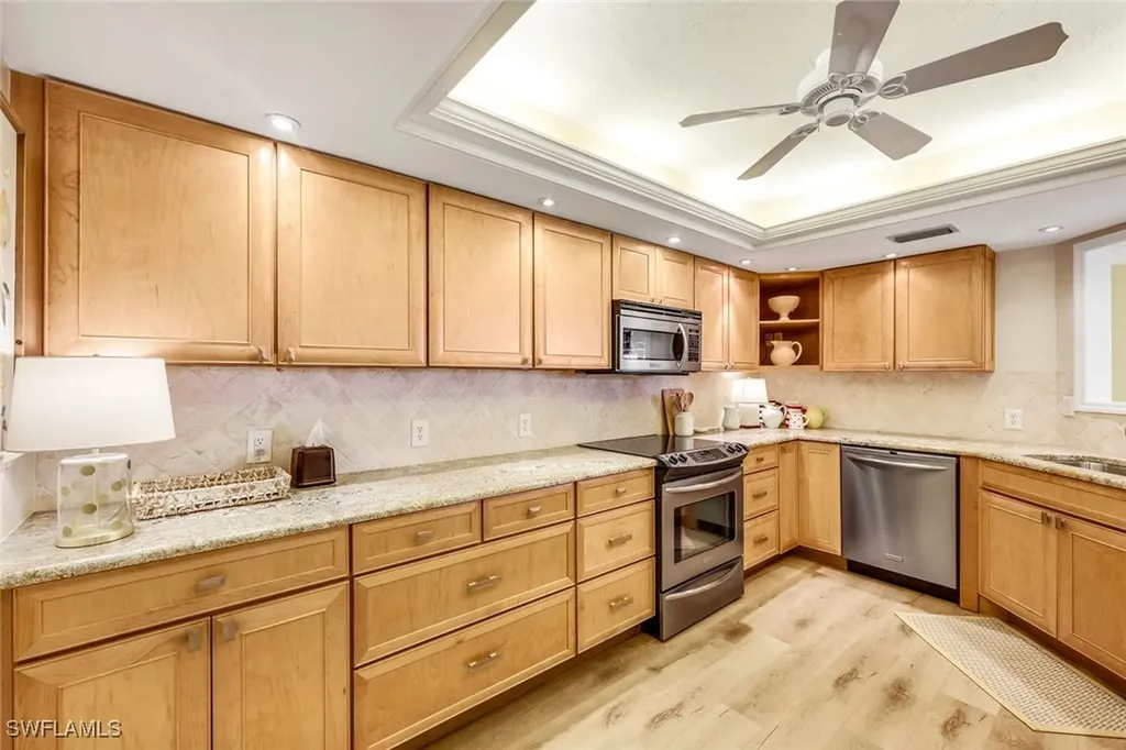 6515 Valen Way Naples FL 34108