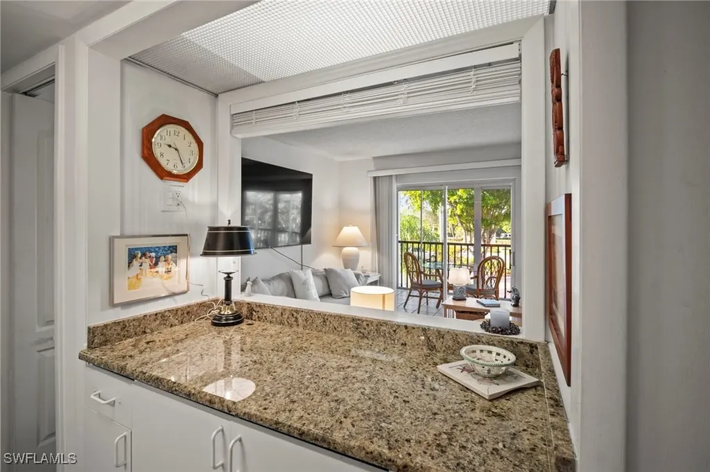 555 Park Shore Drive Naples FL 34103