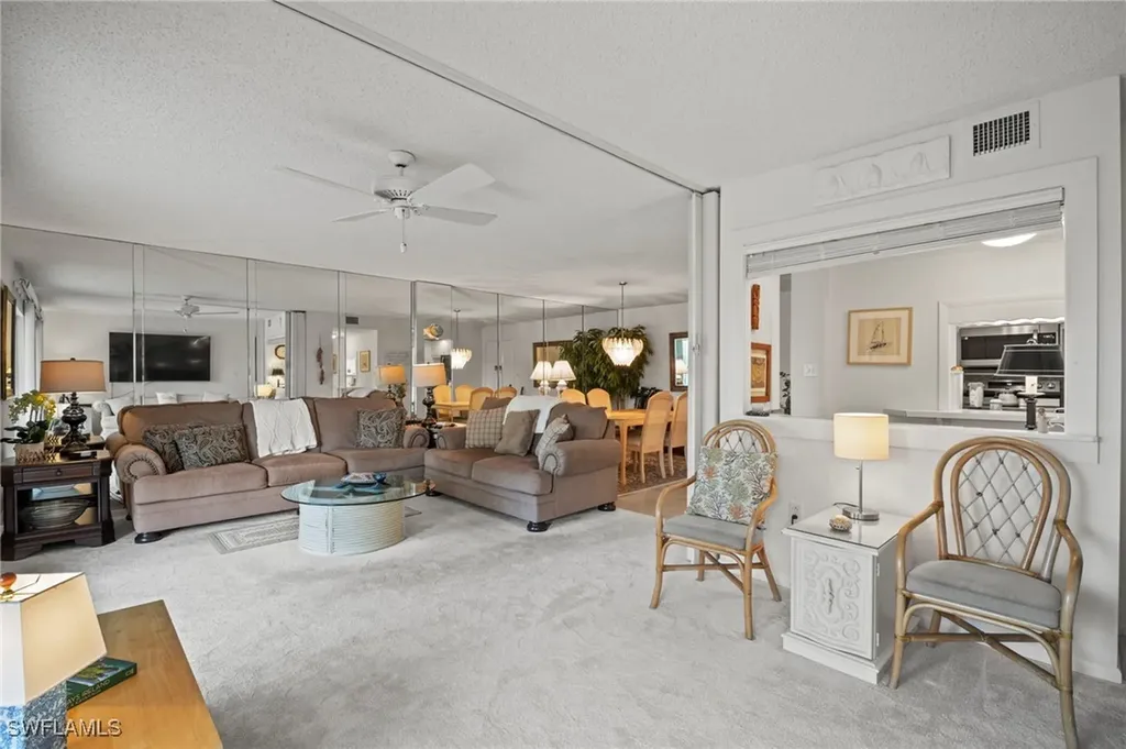 555 Park Shore Drive Naples FL 34103