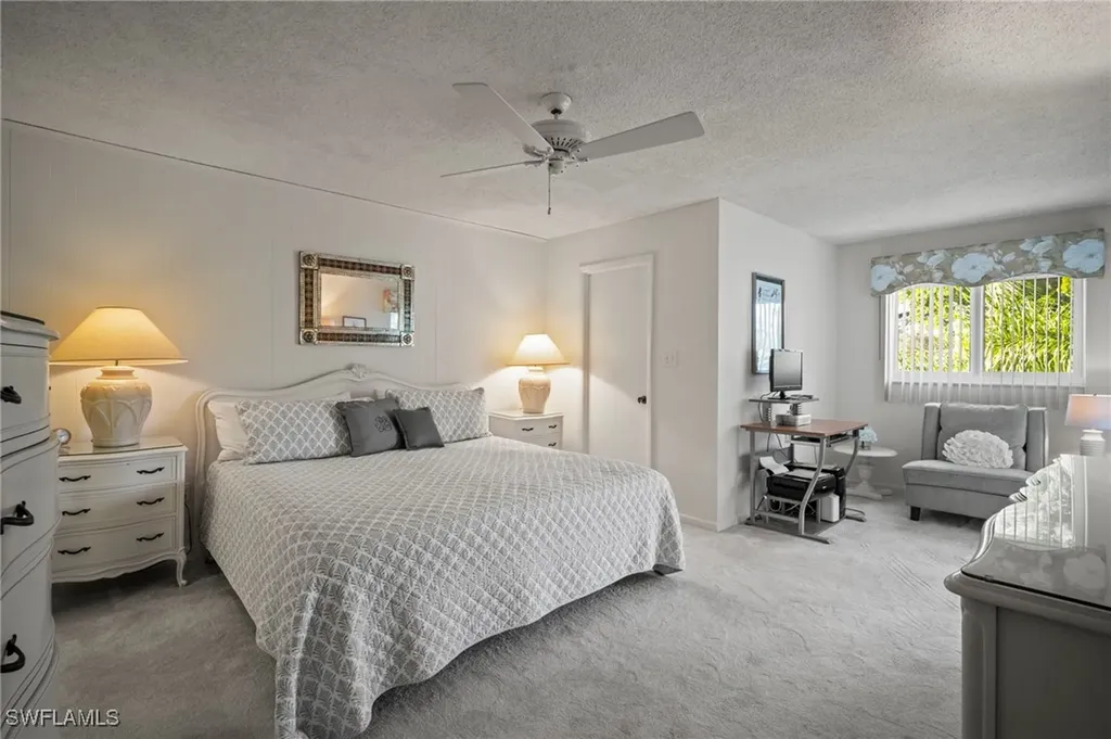 555 Park Shore Drive Naples FL 34103