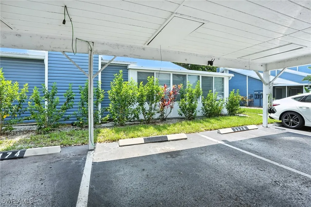 3380 Timberwood Circle Naples FL 34105