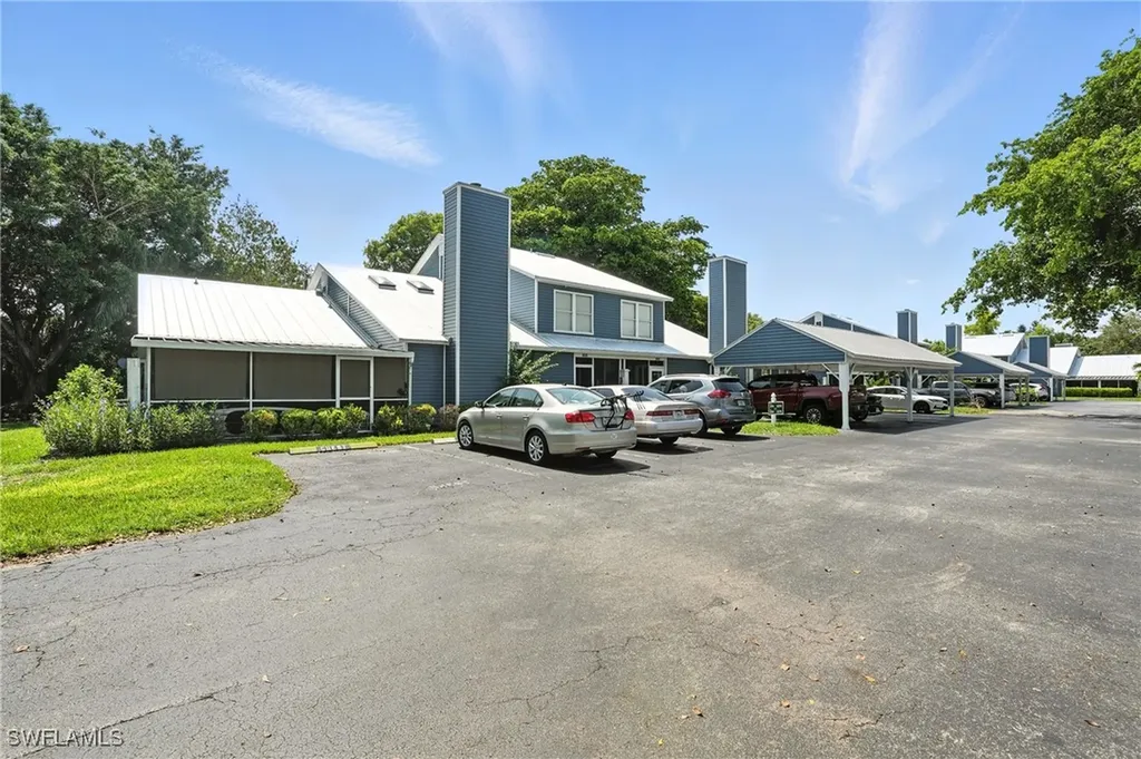 3380 Timberwood Circle Naples FL 34105