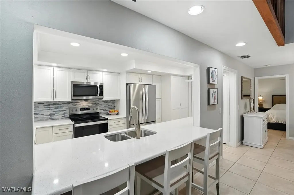 3380 Timberwood Circle Naples FL 34105