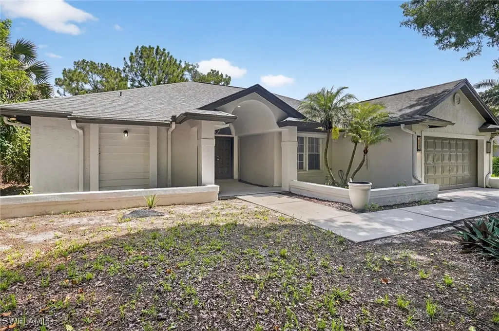 6035 Painted Leaf Lane Naples FL 34116