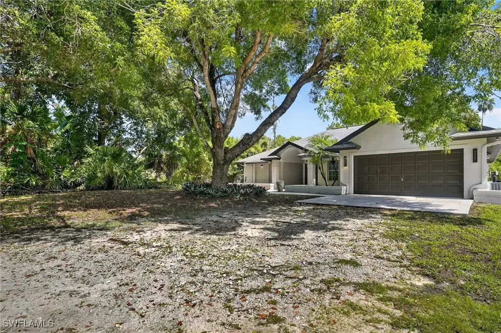 6035 Painted Leaf Lane Naples FL 34116