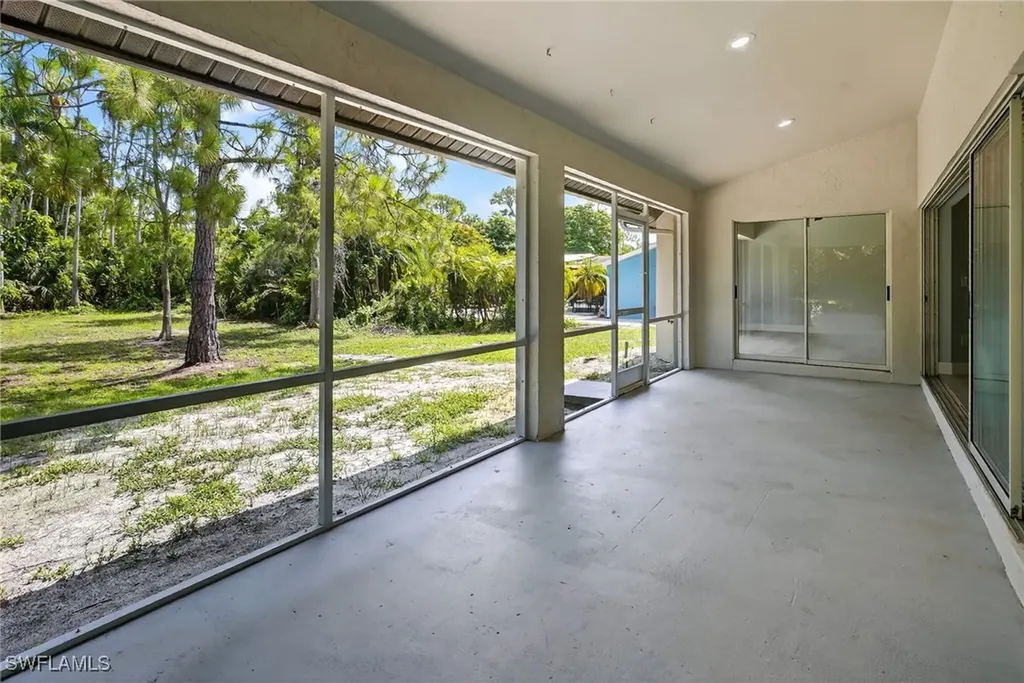 6035 Painted Leaf Lane Naples FL 34116