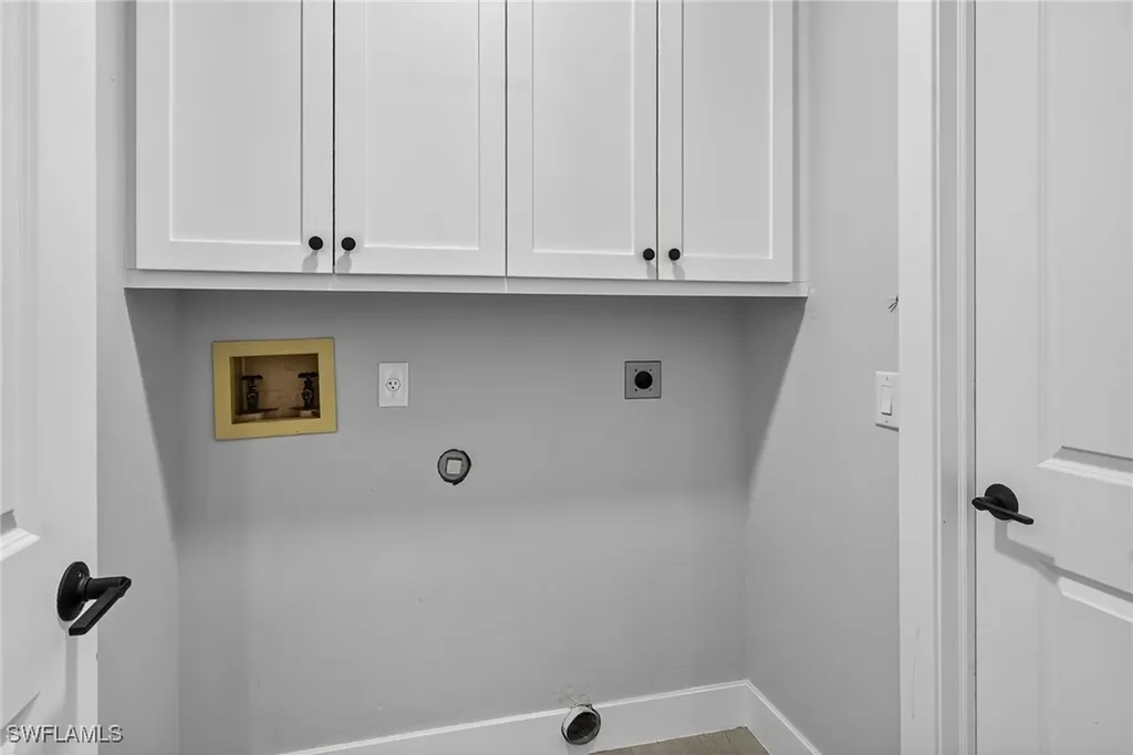 6035 Painted Leaf Lane Naples FL 34116