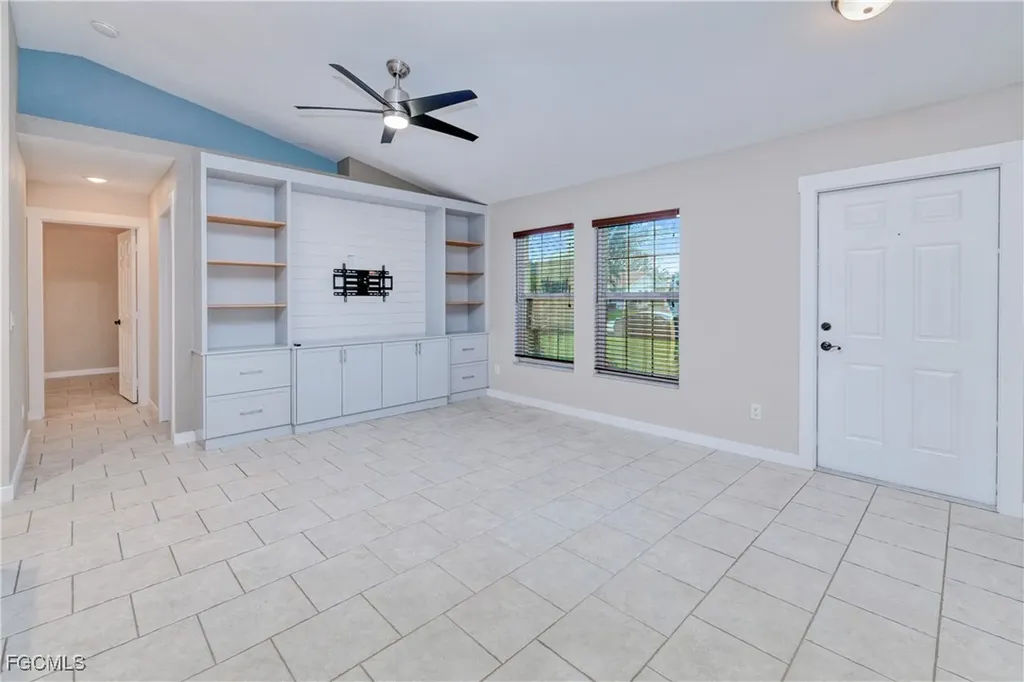 9155 Aster Road Fort Myers FL 33967
