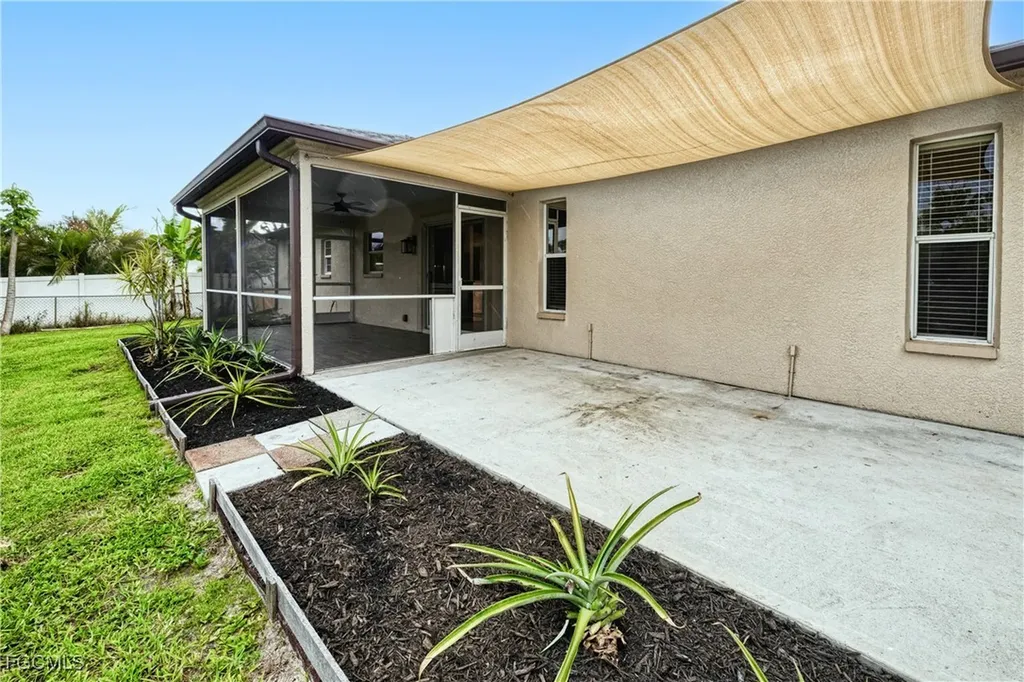 9155 Aster Road Fort Myers FL 33967