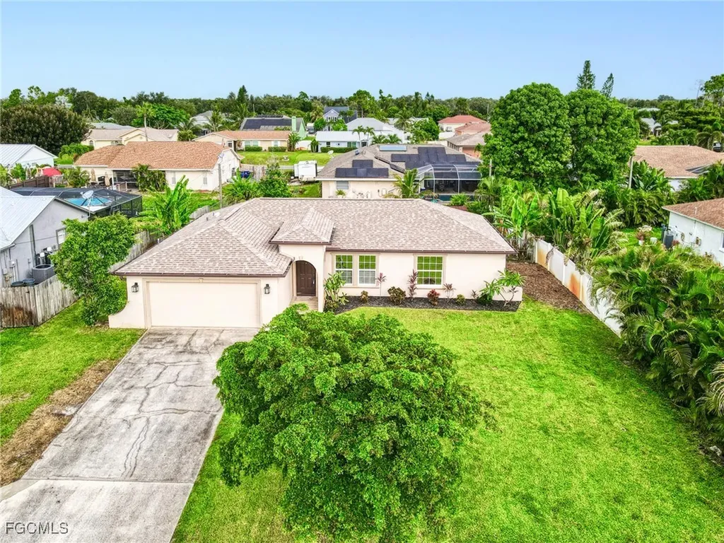 9155 Aster Road Fort Myers FL 33967