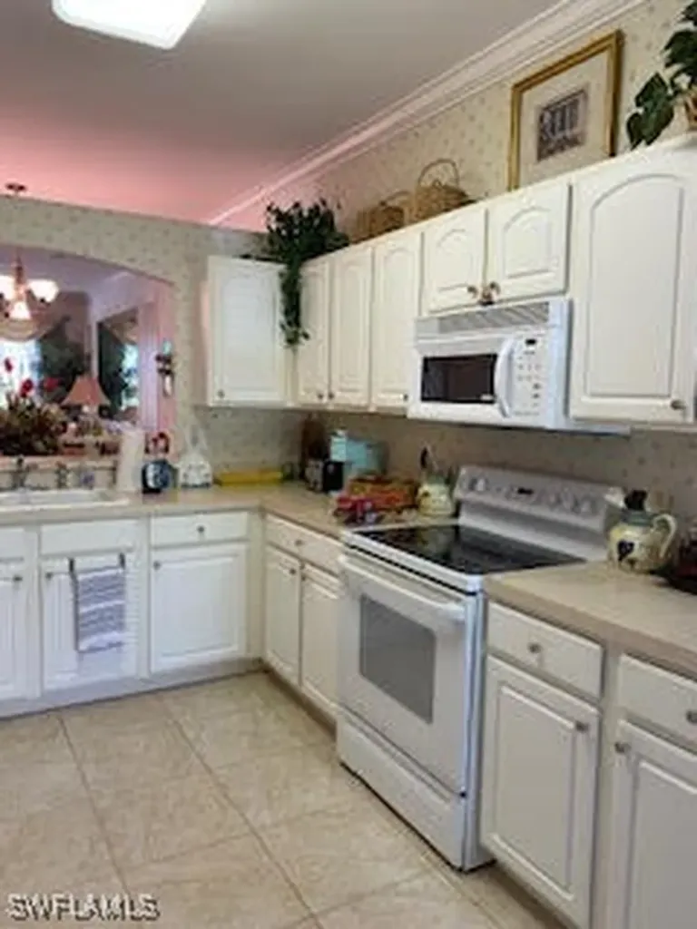 7832 Meridan Court Naples FL 34104