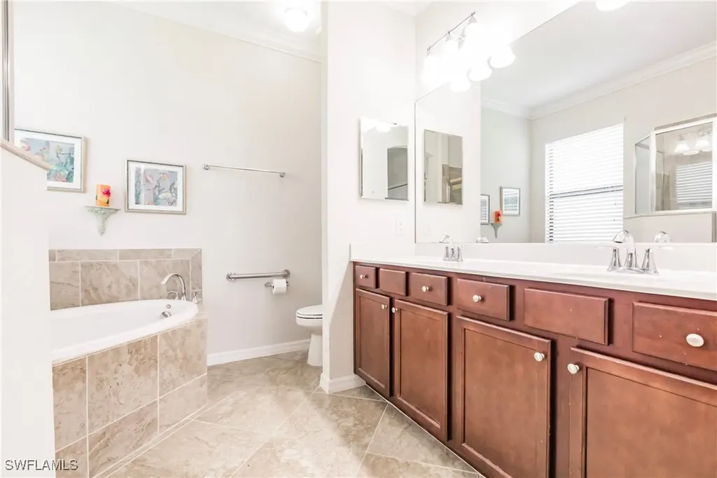 1403 Oceania Drive S Naples FL 34113