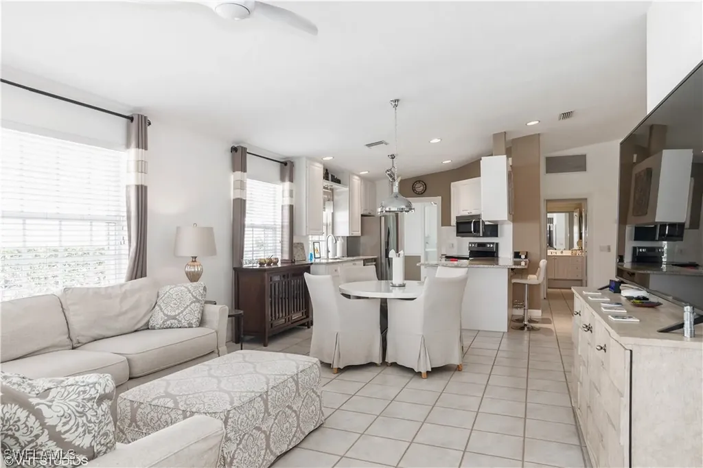 4768 San Carlo Court Naples FL 34109