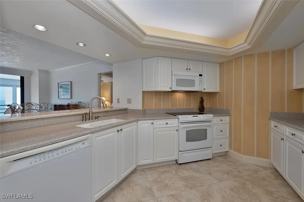 4751 Gulf Shore Boulevard N Naples FL 34103