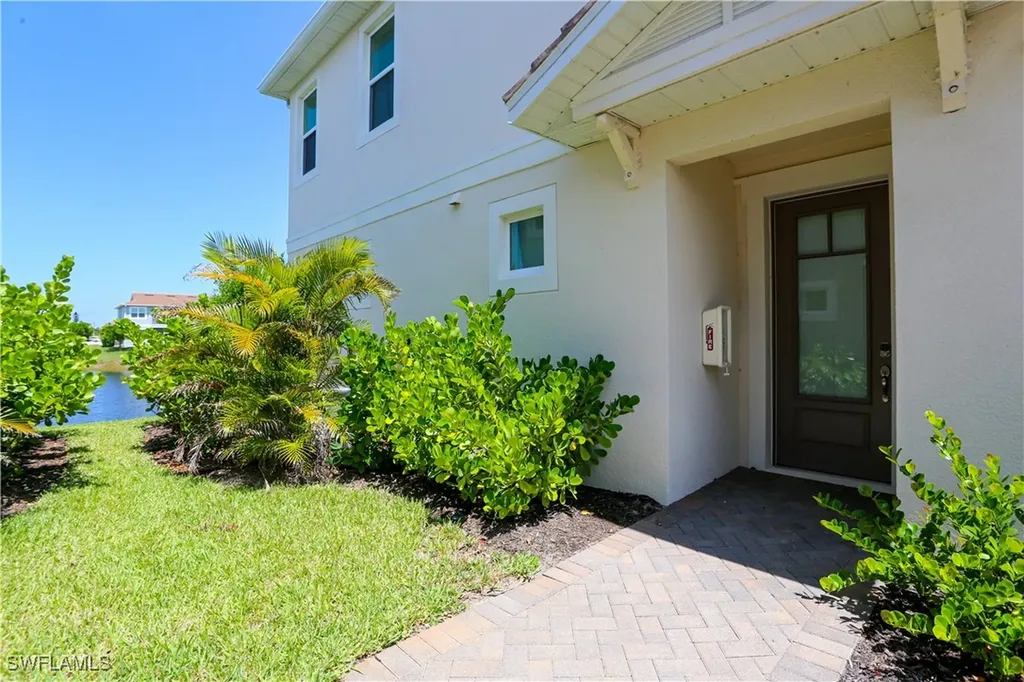 4709 Arboretum Circle Naples FL 34112