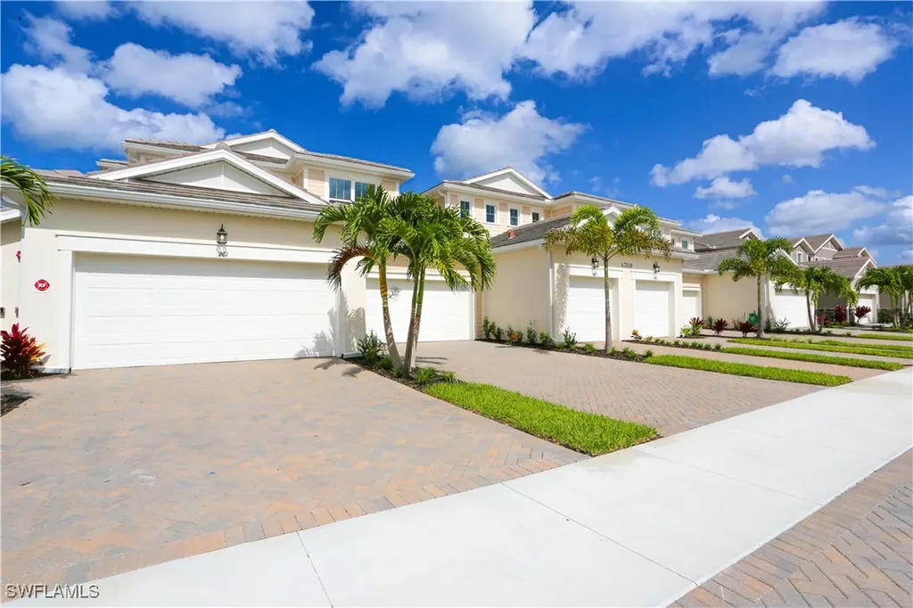 4709 Arboretum Circle Naples FL 34112