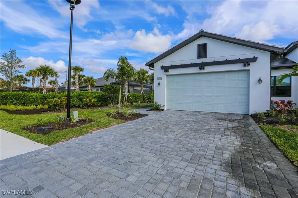 14759 Kingfisher Loop Naples FL 34120